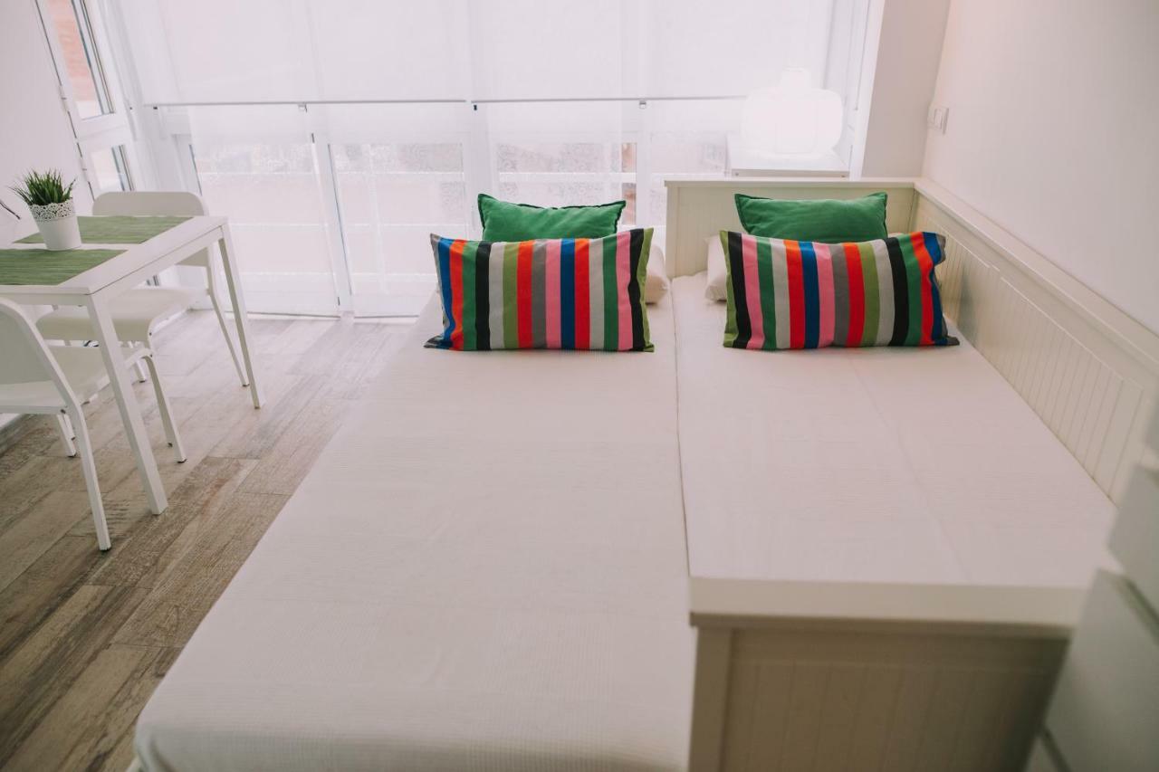Apartamento Malagueta Playa マラガ エクステリア 写真