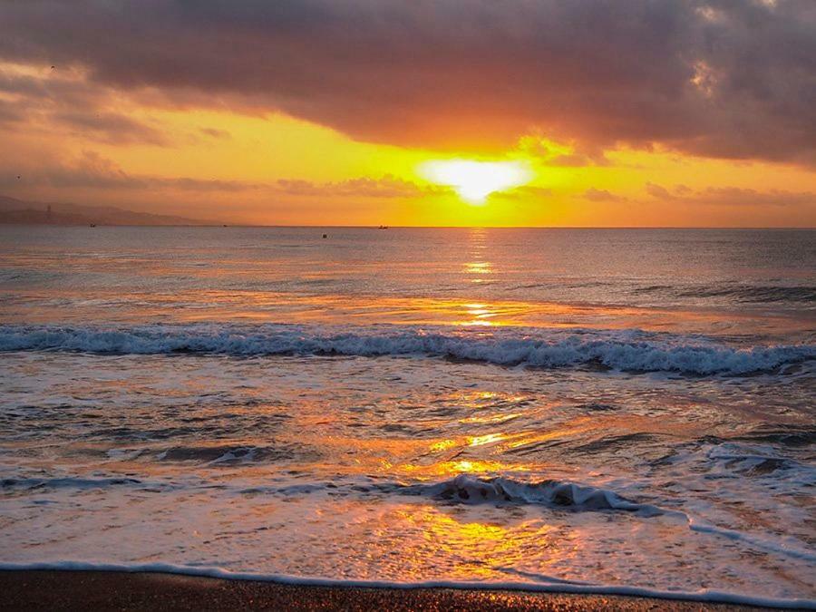 Apartamento Malagueta Playa マラガ エクステリア 写真