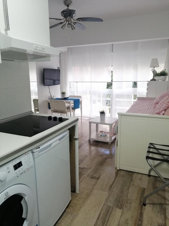 Apartamento Malagueta Playa マラガ エクステリア 写真